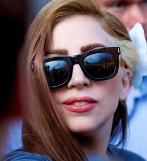 Lady Gaga marries boyfriend in new video
