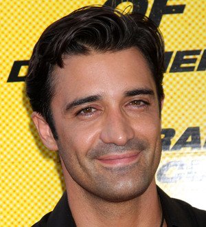 Gilles Marini visiting hospital for Dancing injury
