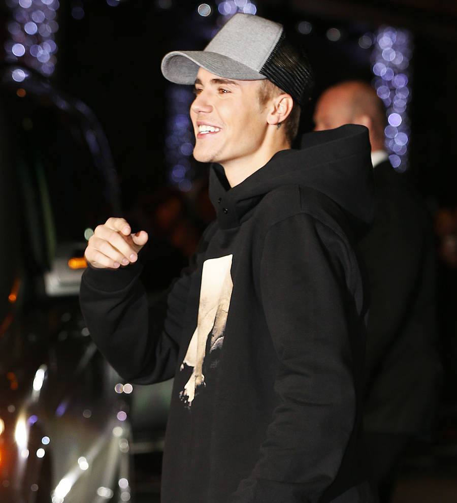 Justin Bieber launches global graffiti art project