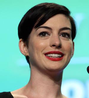 Anne Hathaway dismisses drowning story