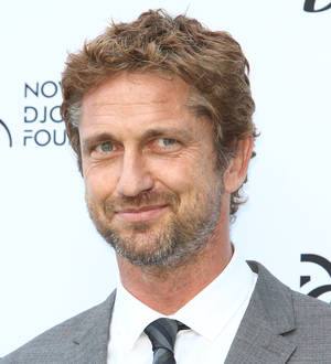 Gerard Butler buys shares in cricket team