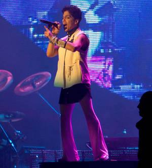 Prince declares war on bootleggers in million lawsuit