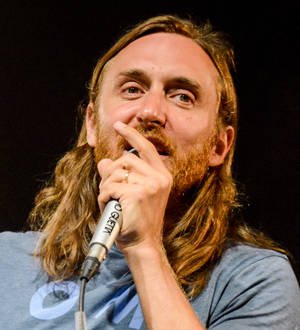 Petition launched to stop David Guetta from horses in show