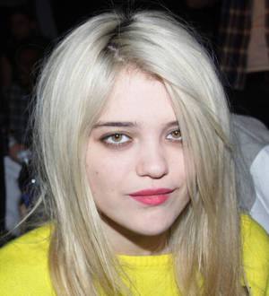 Sky Ferreira blasts record label bosses in Twitter rant