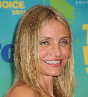 Cameron Diaz & Diddy make out at New York party - report