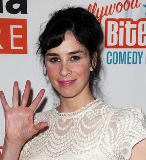 Silverman denies pregnancy rumors
