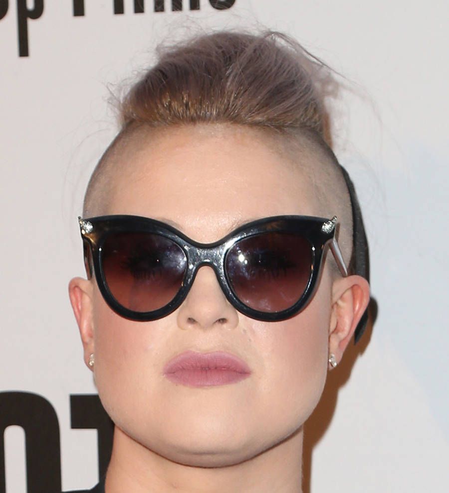 Kelly Osbourne: 'Respect your private parts girls'