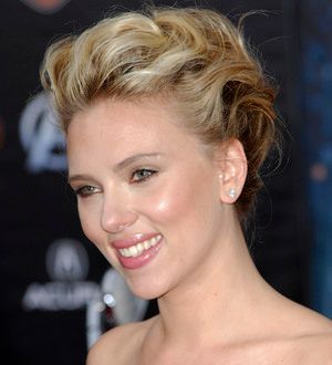 Johansson's new boyfriend is adjusting well to fame