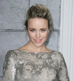 Rachel McAdams impressed with clean Canadian water