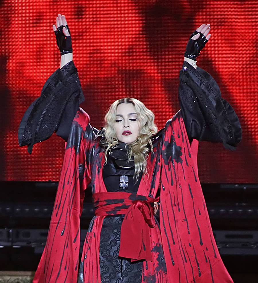 Judge orders Madonna and Guy Ritchie's son to return home to mom