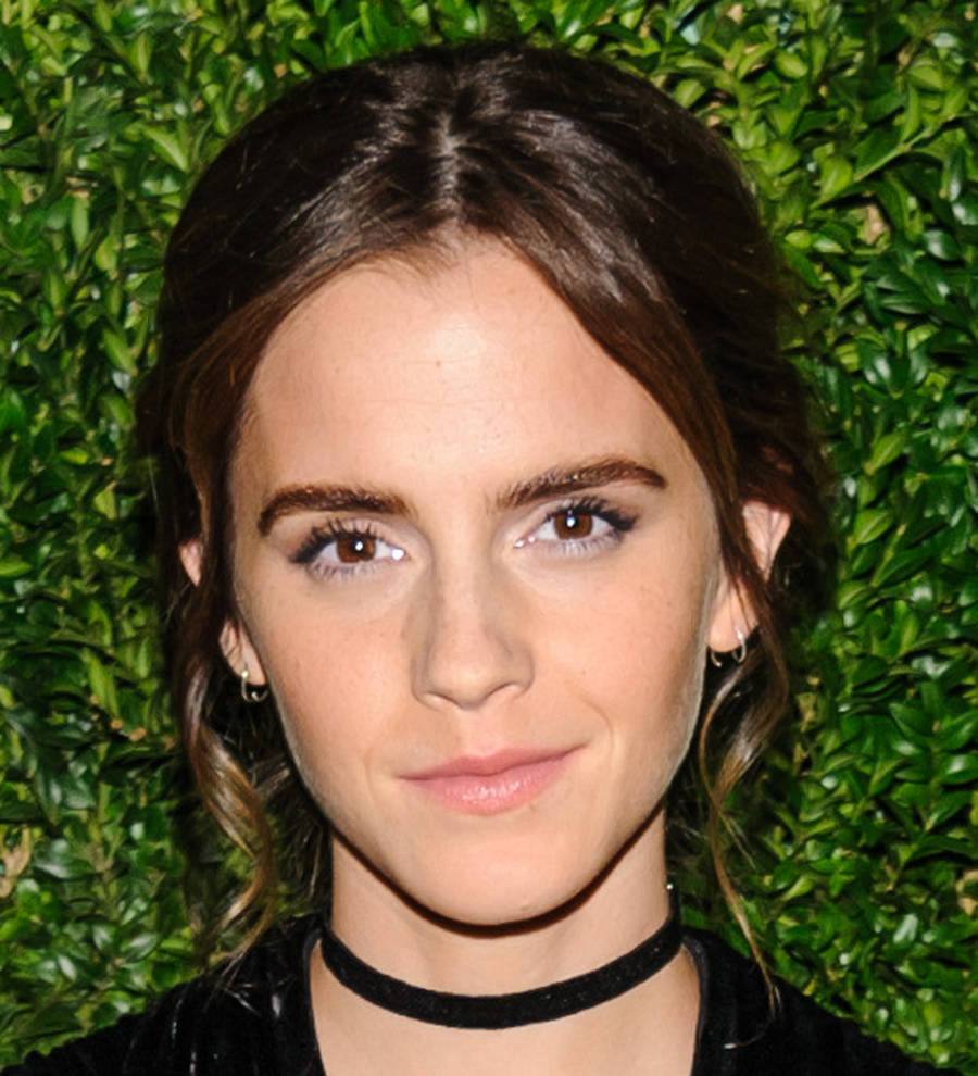 Emma Watson charges to dish out life advice