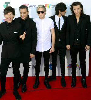 One Direction make history on album chart