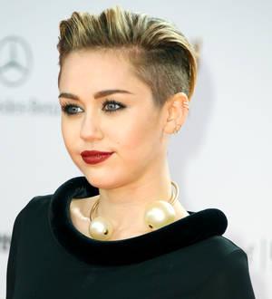 Miley Cyrus: 'No one knew about MTV EMAs joint stunt'
