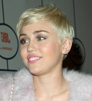 Miley Cyrus: 'Health crisis was not a drug overdose'