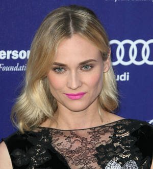 Diane Kruger laughs off engagement rumors