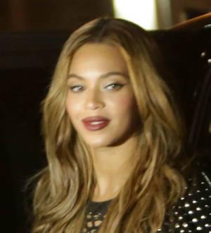 Beyonce urges fans to donate to Baltimore clean-up effort