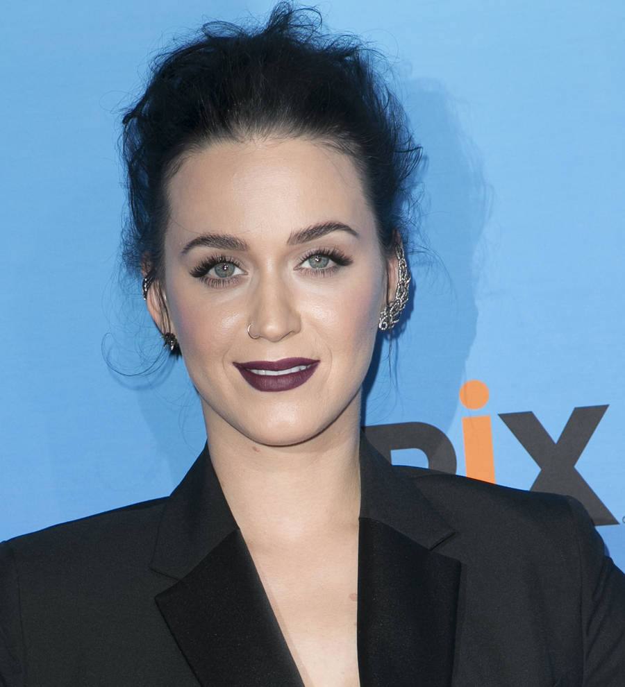 Katy Perry throws bachelorette party for friend