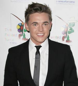 Jesse McCartney blasts false death rumors