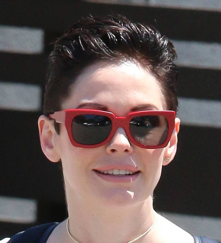 Rose McGowan criticizes Caitlyn Jenner over awards speech