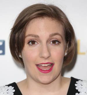 Lena Dunham turns to alternative medicine for back problems