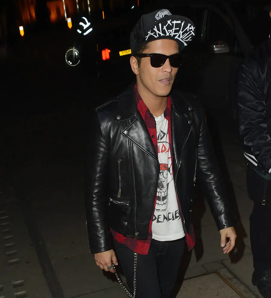 Bruno Mars brands Adele a 'diva' after collaboration