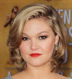 Julia Stiles glad Fat Pig didn't make it to the stage