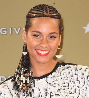 Pregnant Alicia Keys leads protest about kidnapped Nigerian schoolgirls