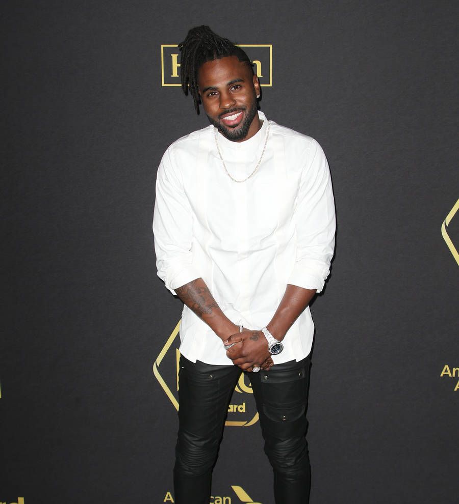 Jason Derulo seeking public apology over airline incident