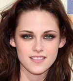 Kristen Stewart Pities Robert Pattinson