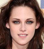 Kristen Stewart Pities Robert Pattinson