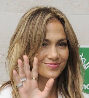Jennifer Lopez defends sexy TV performance after viewer complaints