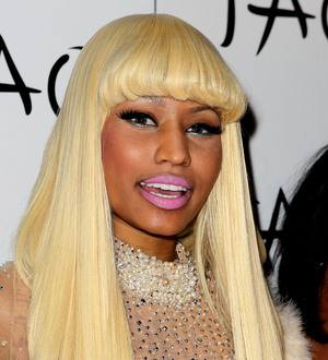 Nicki Minaj: 'i'm Not Dating Rihanna'