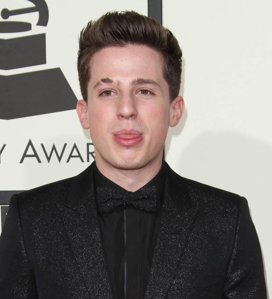 Charlie Puth apologizes after blasting Justin Bieber