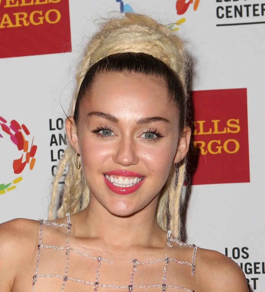 Miley Cyrus and Scarlett Johansson named Variety's Power of Women honorees