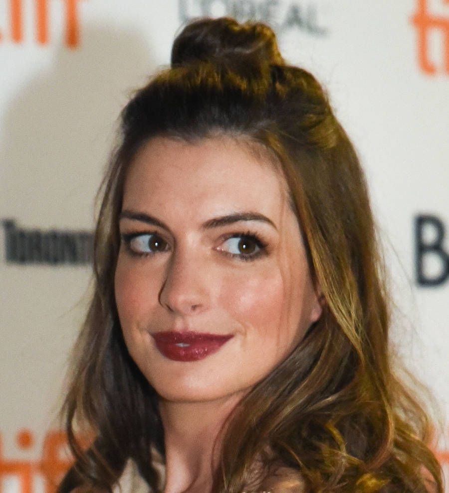 Pregnant Anne Hathaway sparked Colossal concern after tripping onset