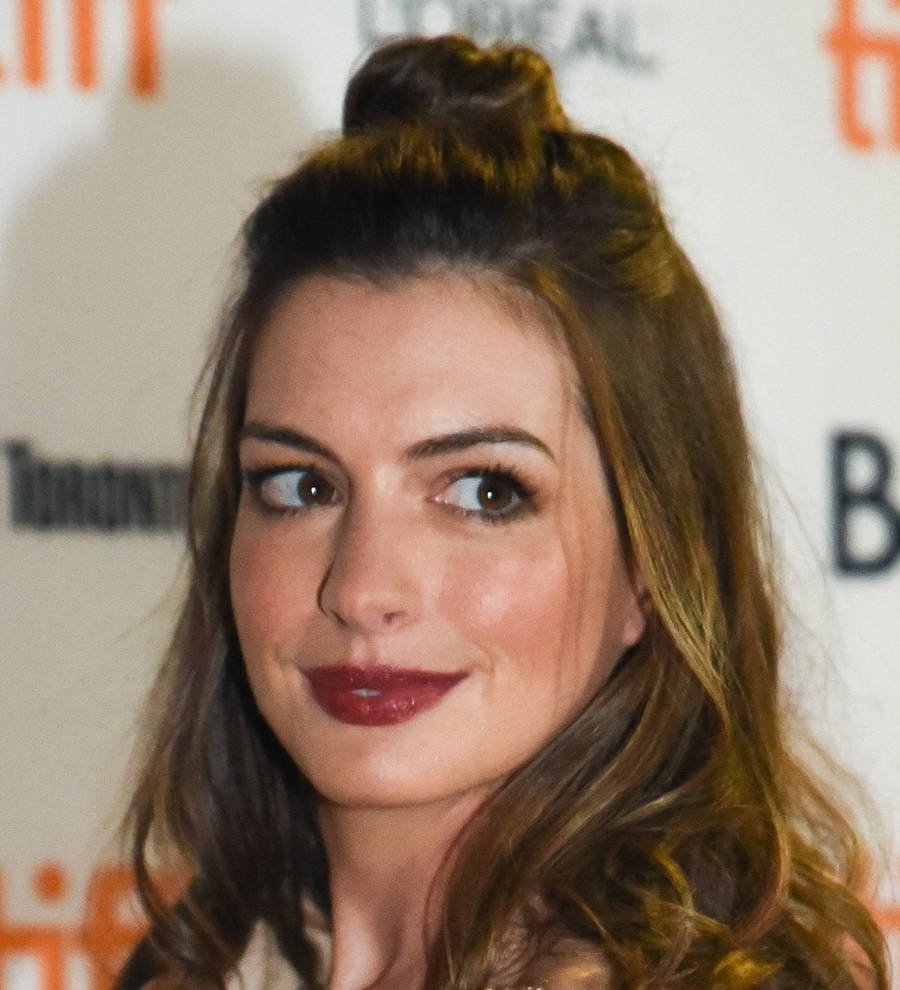 Pregnant Anne Hathaway sparked Colossal concern after tripping onset