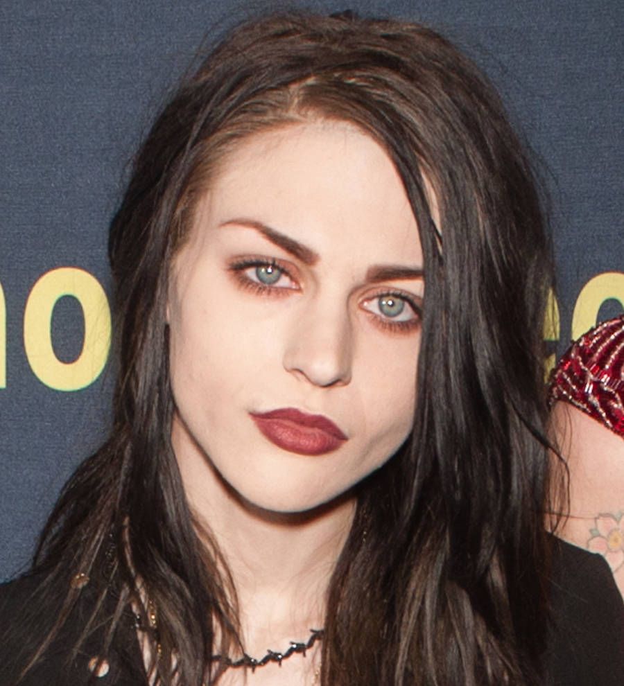 Frances Bean Cobain files for divorce - report