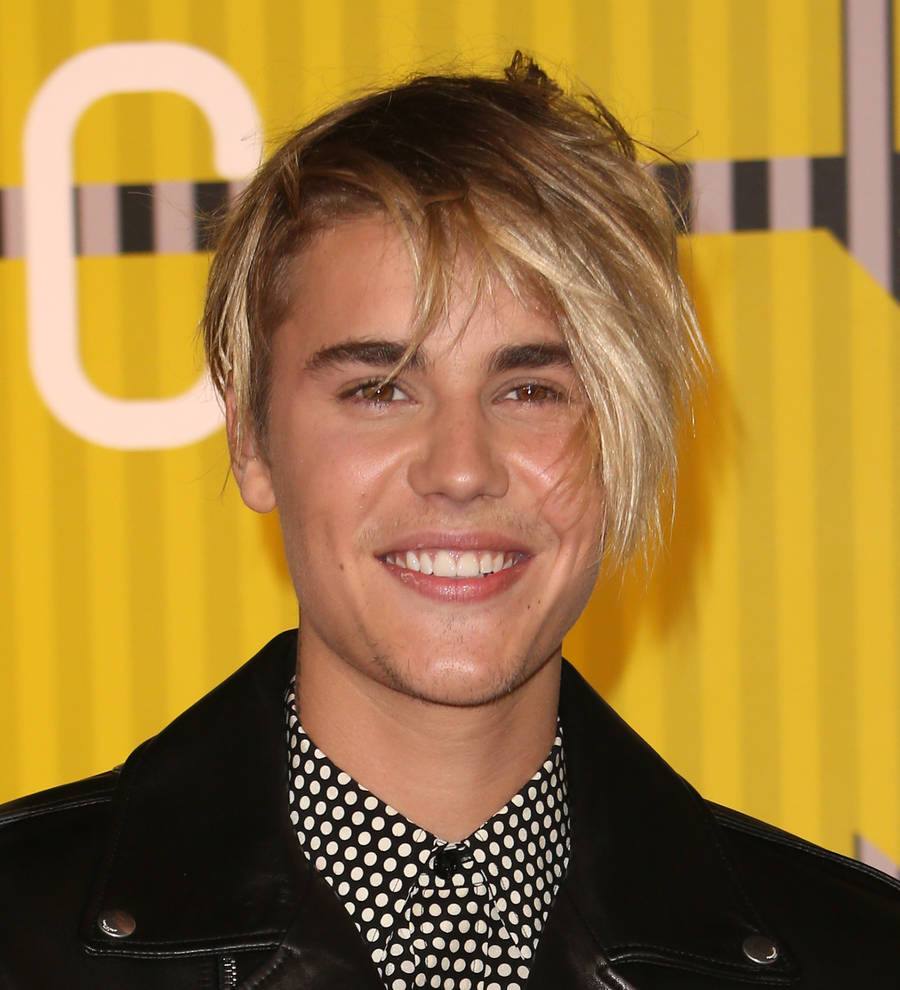 Justin Bieber breaks One Direction's Spotify record