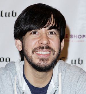 Linkin Park make charity trip to Japan