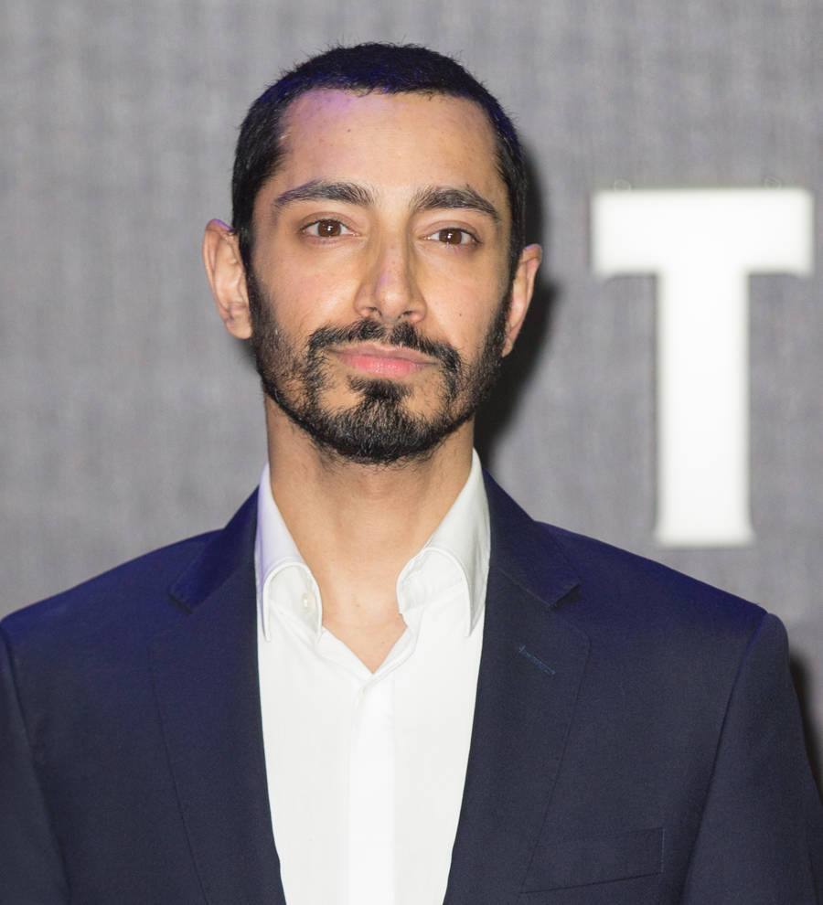 Riz Ahmed calms fan fears over reshoots for Star Wars: Rogue One