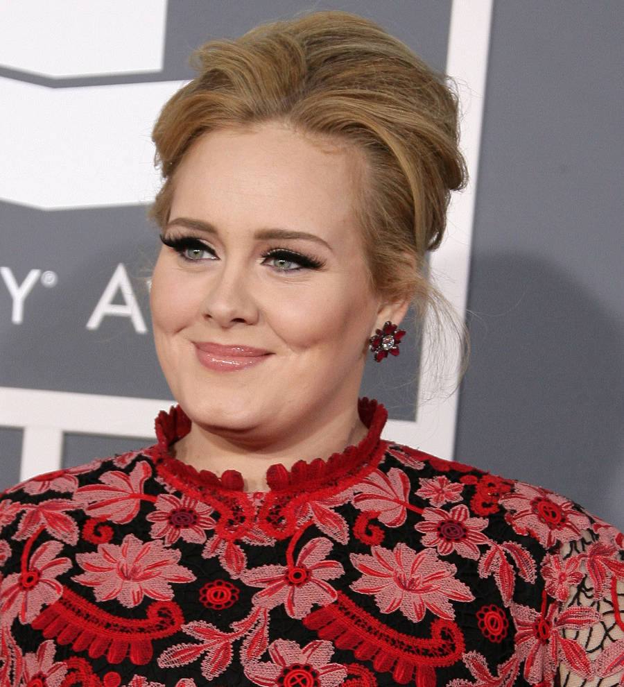 Adele obsessed with impersonators after TV prank