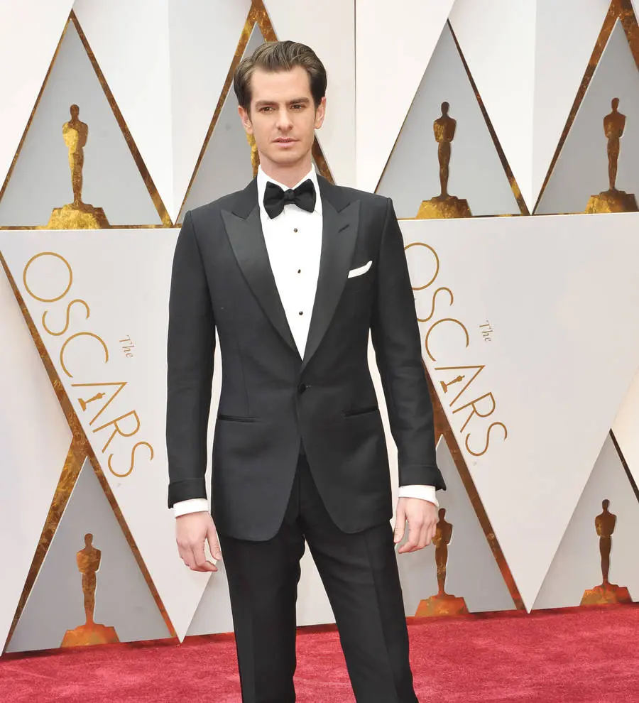 Andrew Garfield makes surprise appearance at drag queen revue