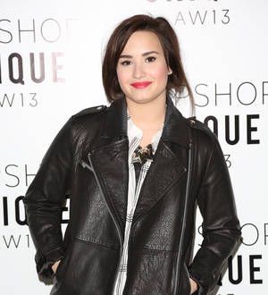 Demi Lovato made chairperson for 2013 Mental Health Awareness Day