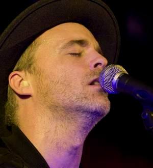 Fran Healy slams Beyonce's diva antics