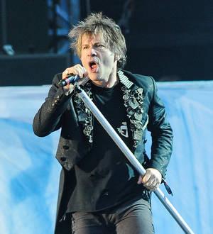 Iron Maiden launch Download set with fighter plane flyover