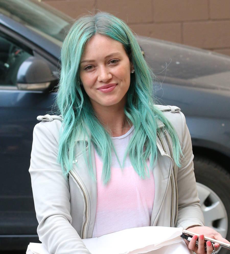 Hillary Duff backs Selena Gomez to overcome problems
