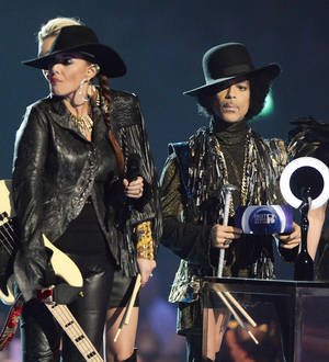 Prince helps fan split up with girlfriend on TV