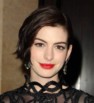Anne Hathaway risked hypothermia in frigid Iceland lake
