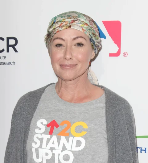 Shannen Doherty and husband show off matching hairdos