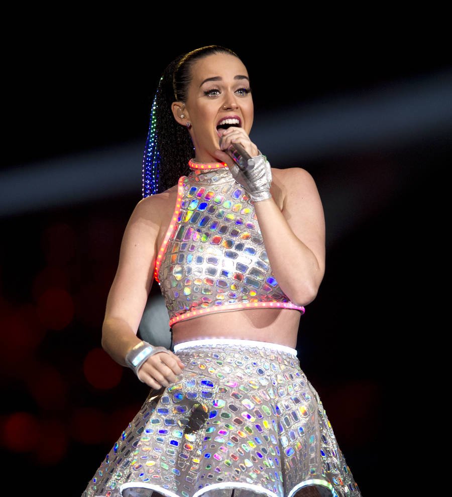 Katy Perry battling sickness on tour